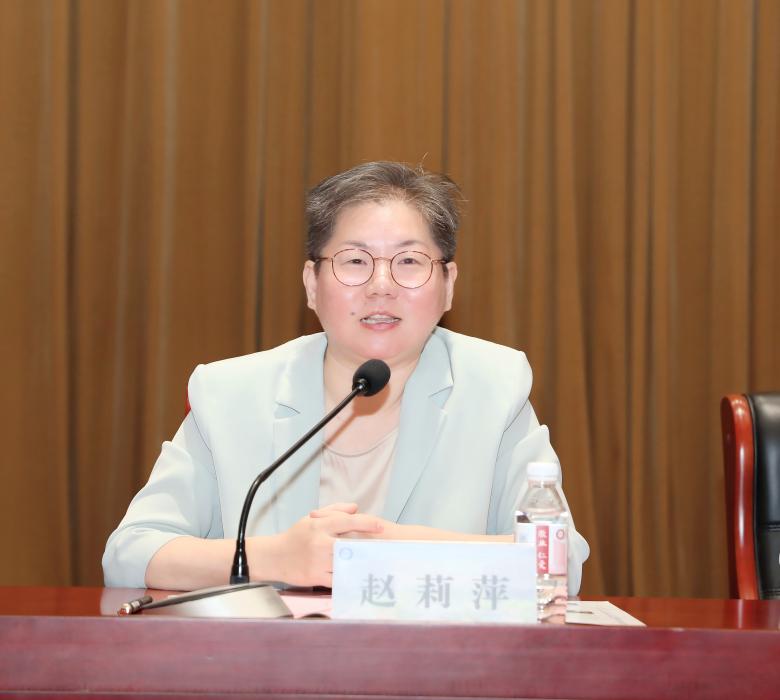 赵莉萍.jpg